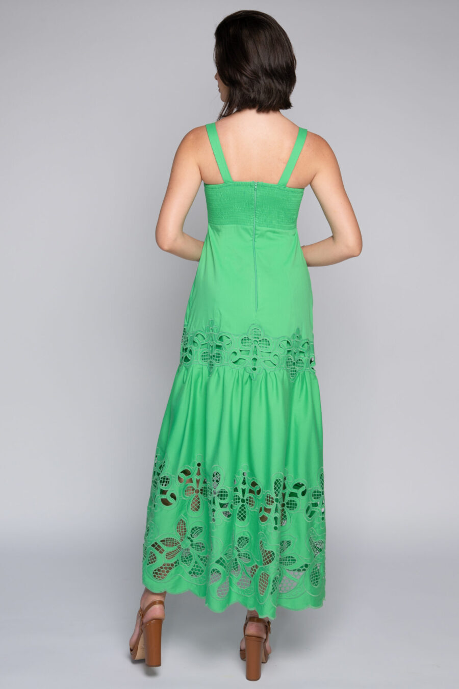 Vestido verde longo bordado em algodão - Taísa - Imagem 3