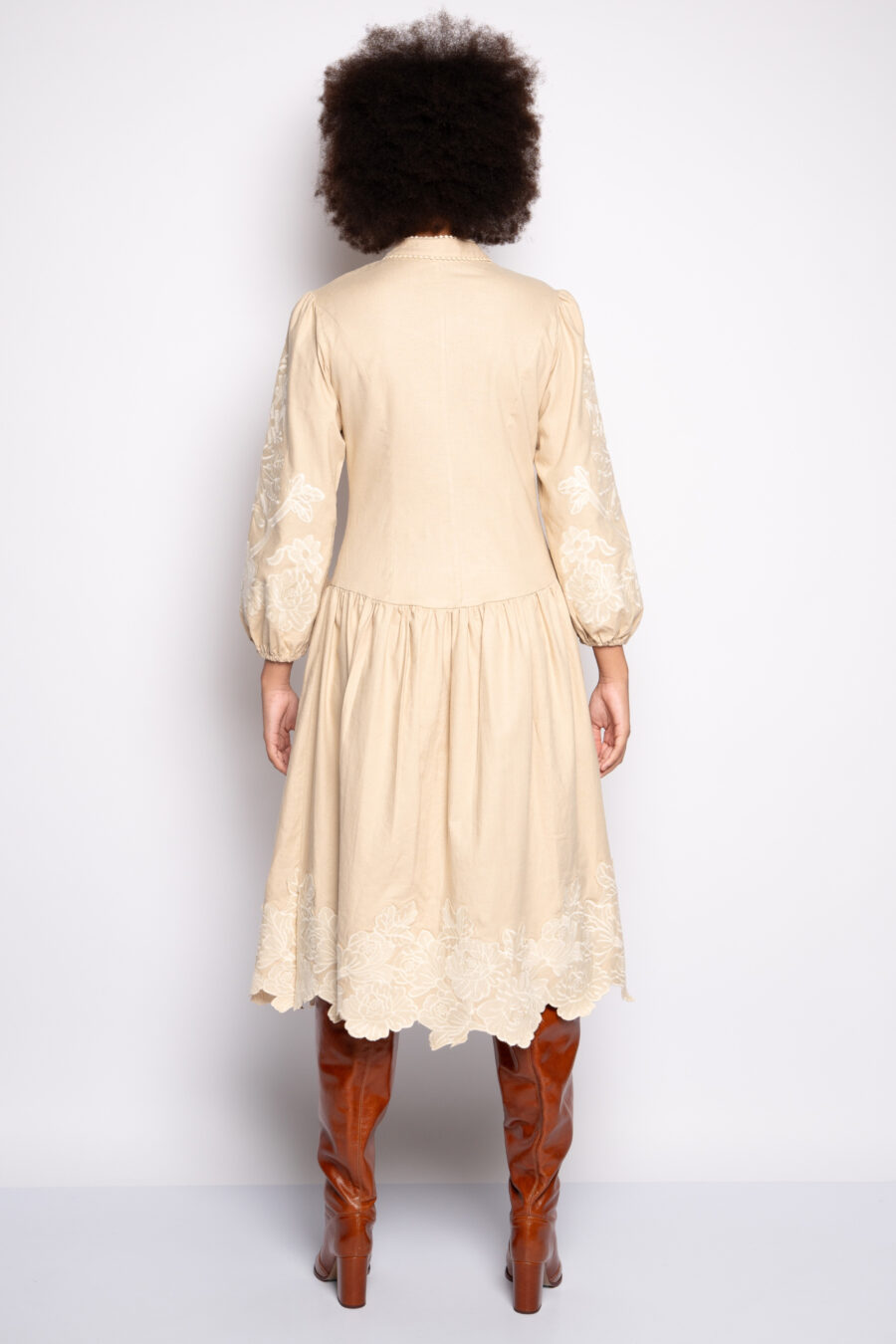 VESTIDO RÚBIA - Amêndoa - Imagem 3