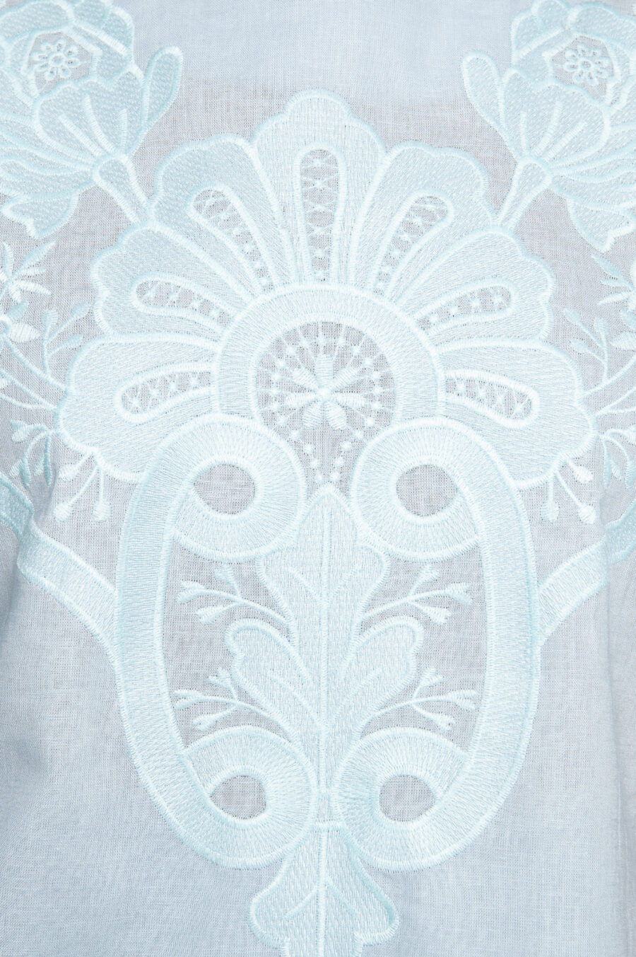 Blusa com bordado artesanal azul – Clarice - Imagem 3