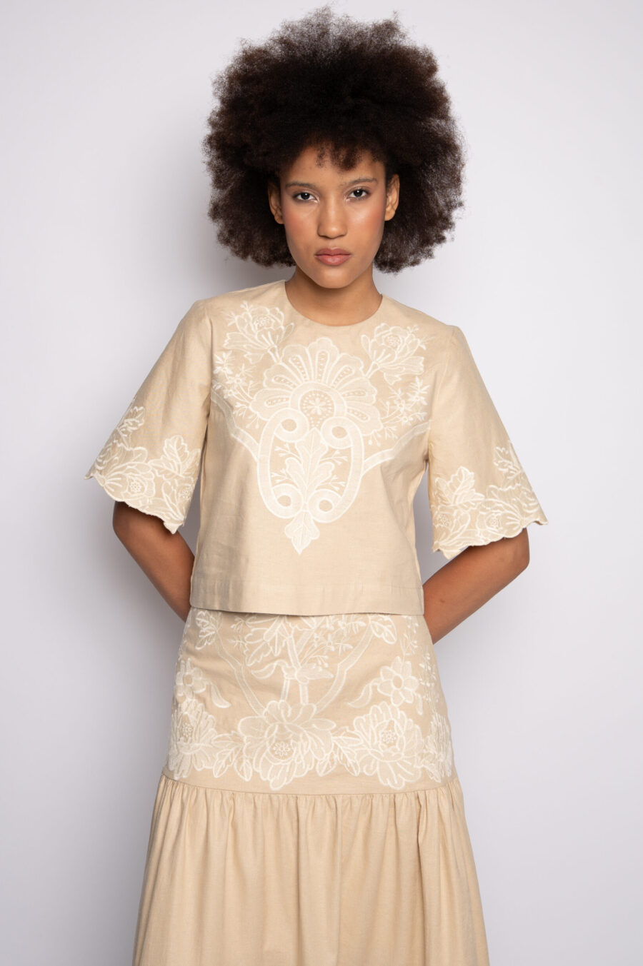 BLUSA FABIANA - Amêndoa - Imagem 2