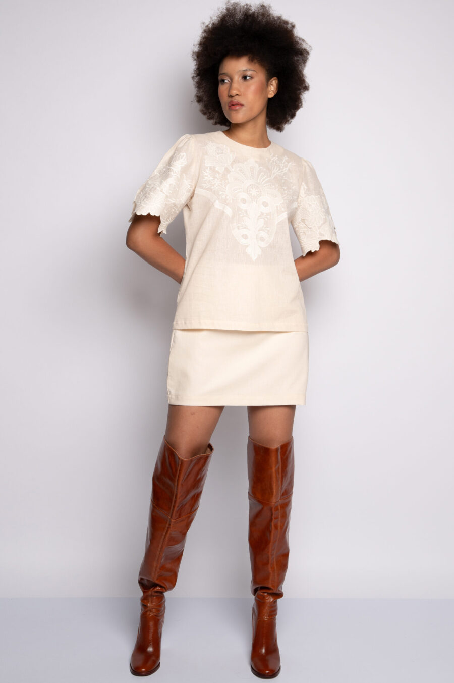 Blusa com bordado artesanal palmito – Clarice