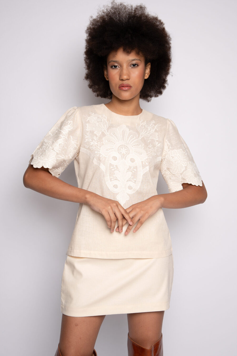 Blusa com bordado artesanal palmito – Clarice - Imagem 2