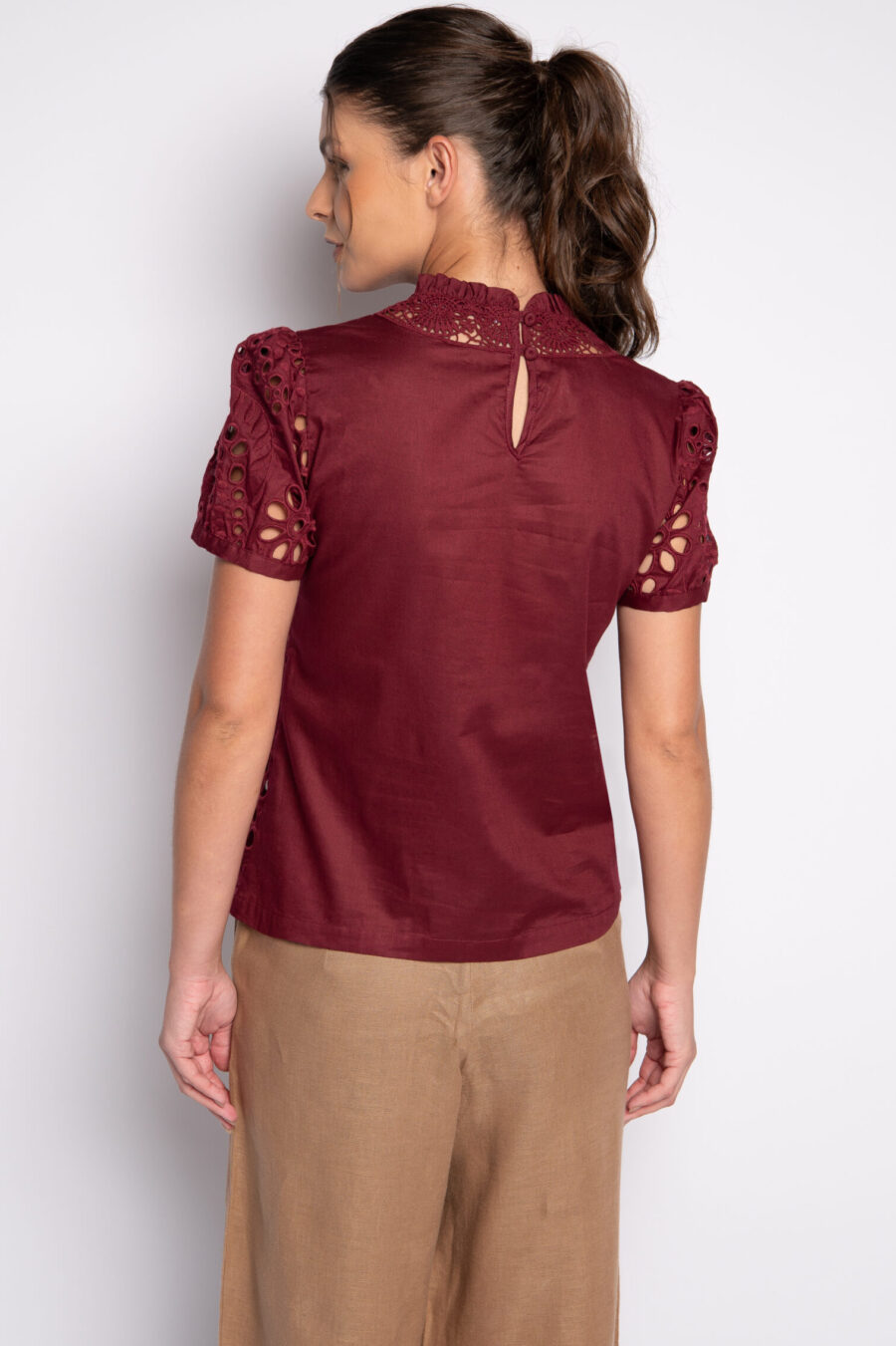 Blusa Bordada em Algodão - CAROL - Imagem 4