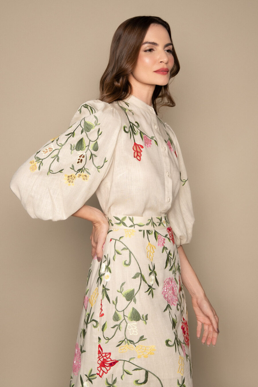 Camisa com bordado floral - ZENAIDE - Image 2