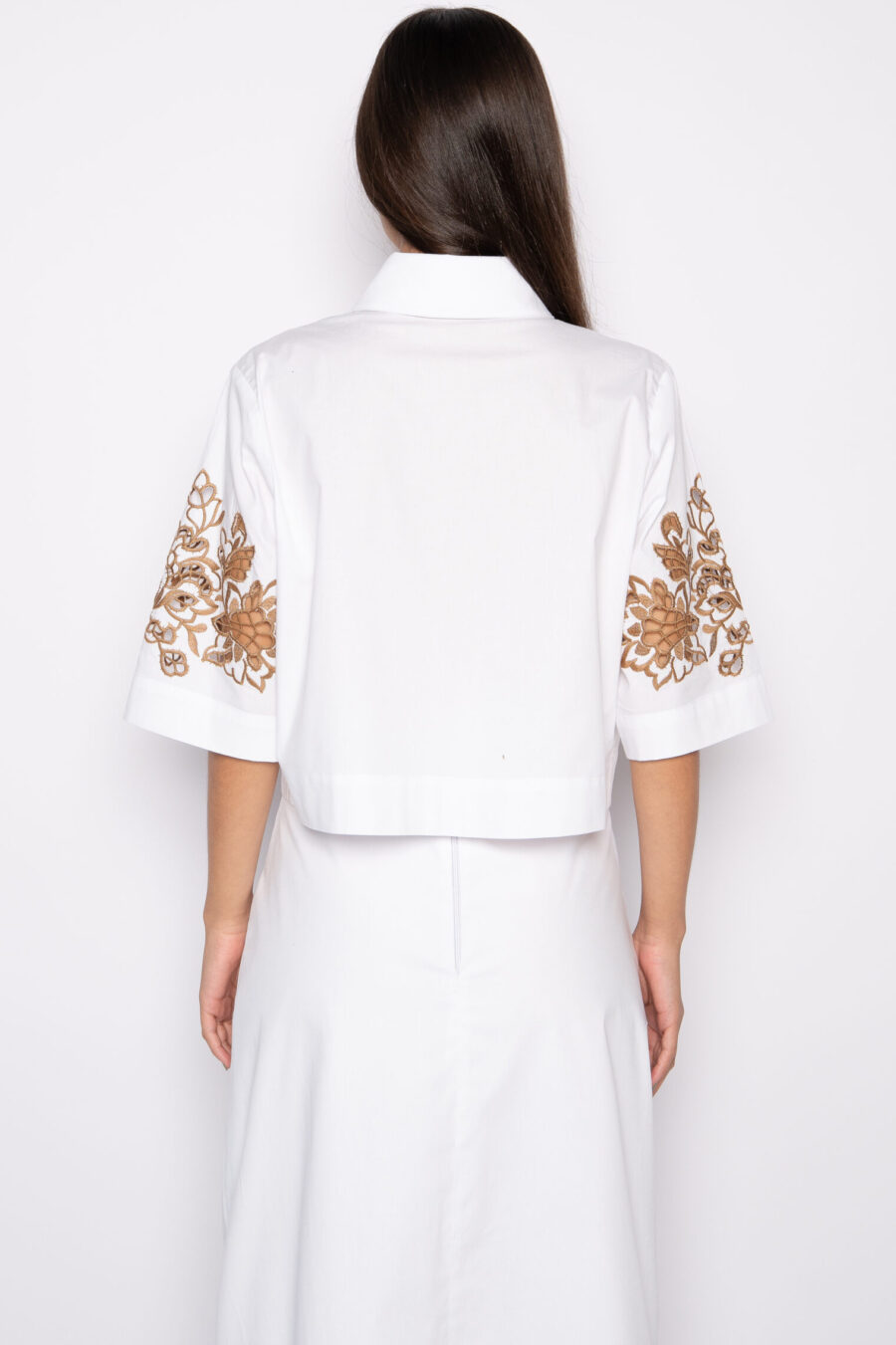 Camisa Cropped em Algodão Bordada – KASSIA - Imagem 3