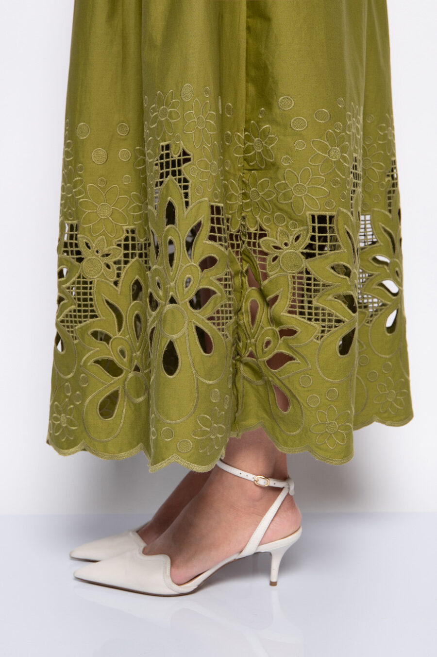 Vestido com bordado richelieu verde Glow - Paola - Imagem 2
