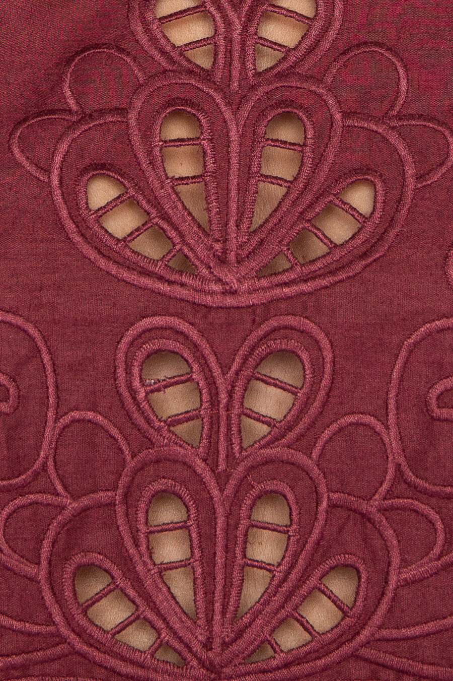 Calça com bordado vazado cabernet - MIRELA - Image 2