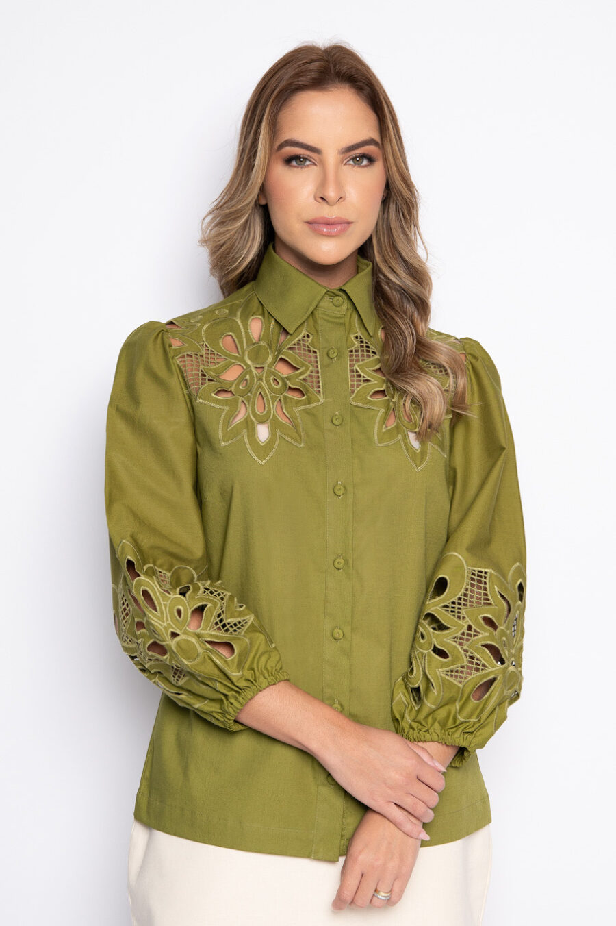 Camisa  Verde Com Bordado Vazado - DANDARA - Imagem 2