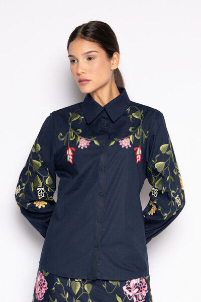 Camisa azul marinho com bordado floral - Rosalia