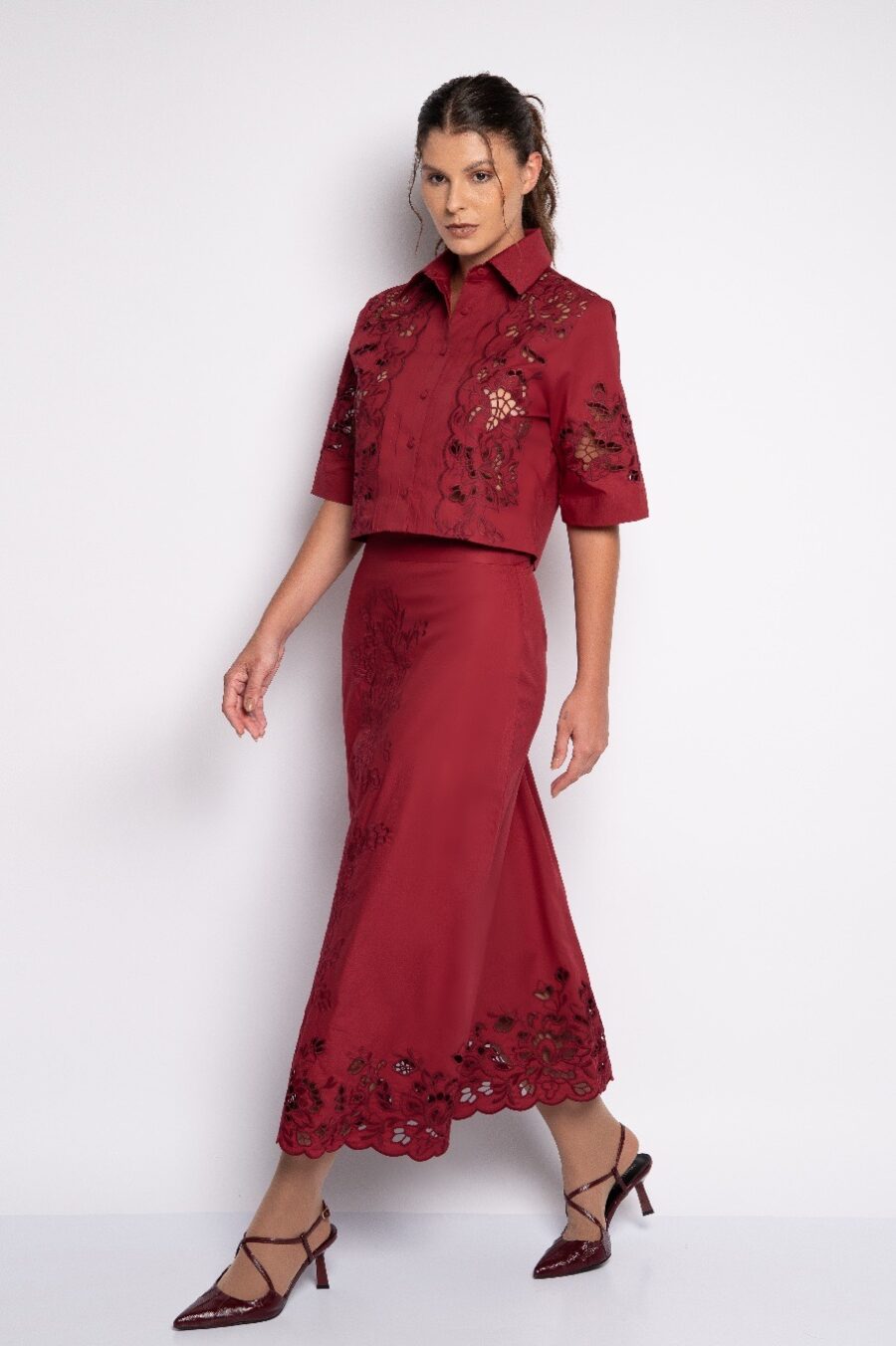 Saia Midi em Algodão com Bordado Richelieu Cabernet – MARINA