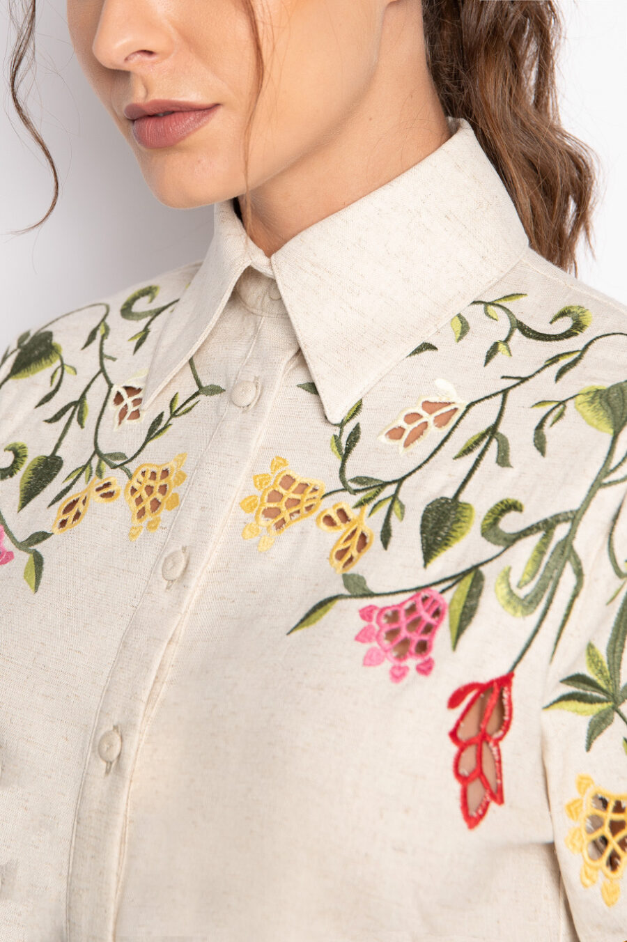 Camisa cropped com bordado floral - Franciele - Imagem 4