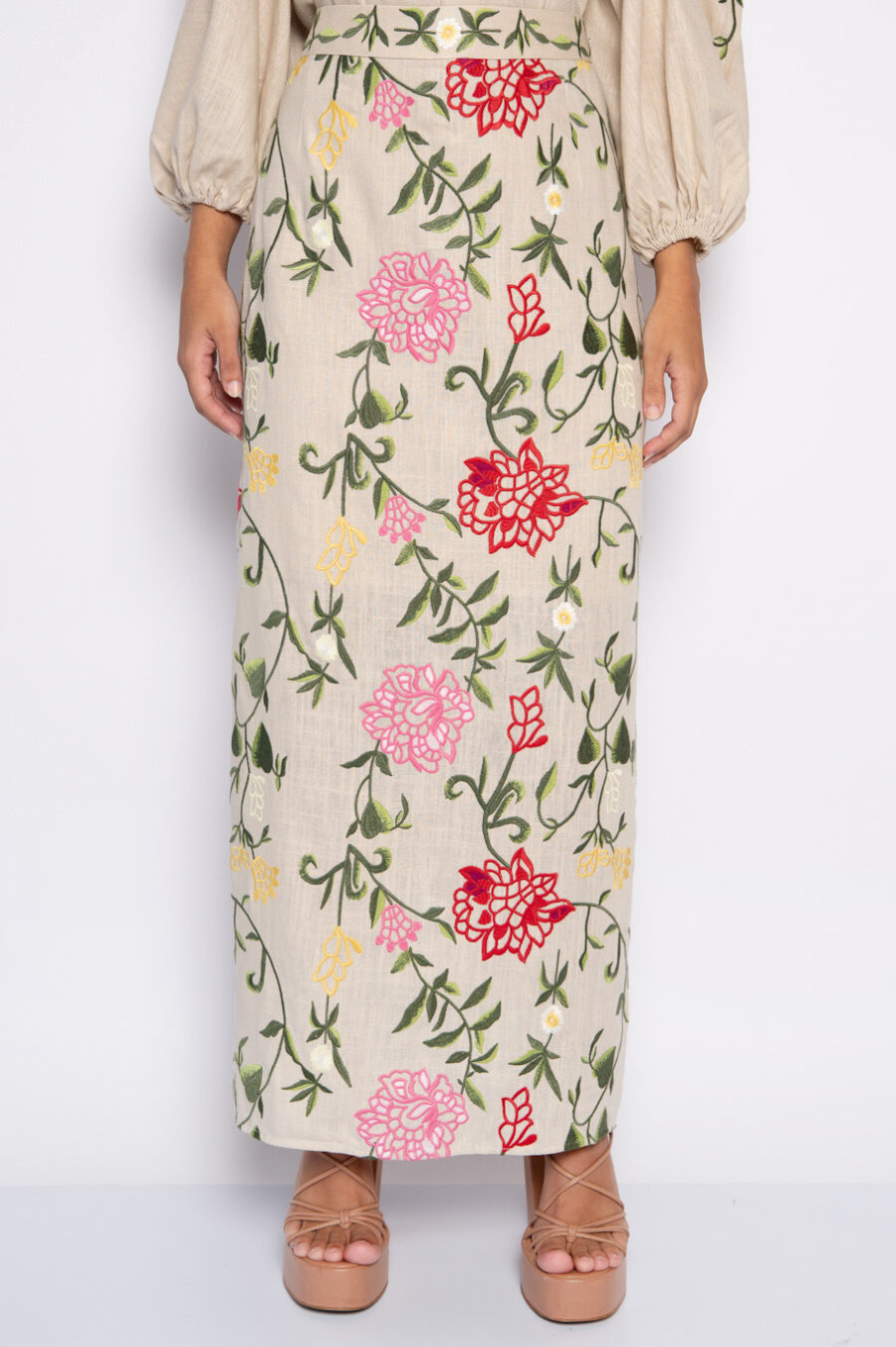 Saia com bordado floral - Samira - Imagem 2