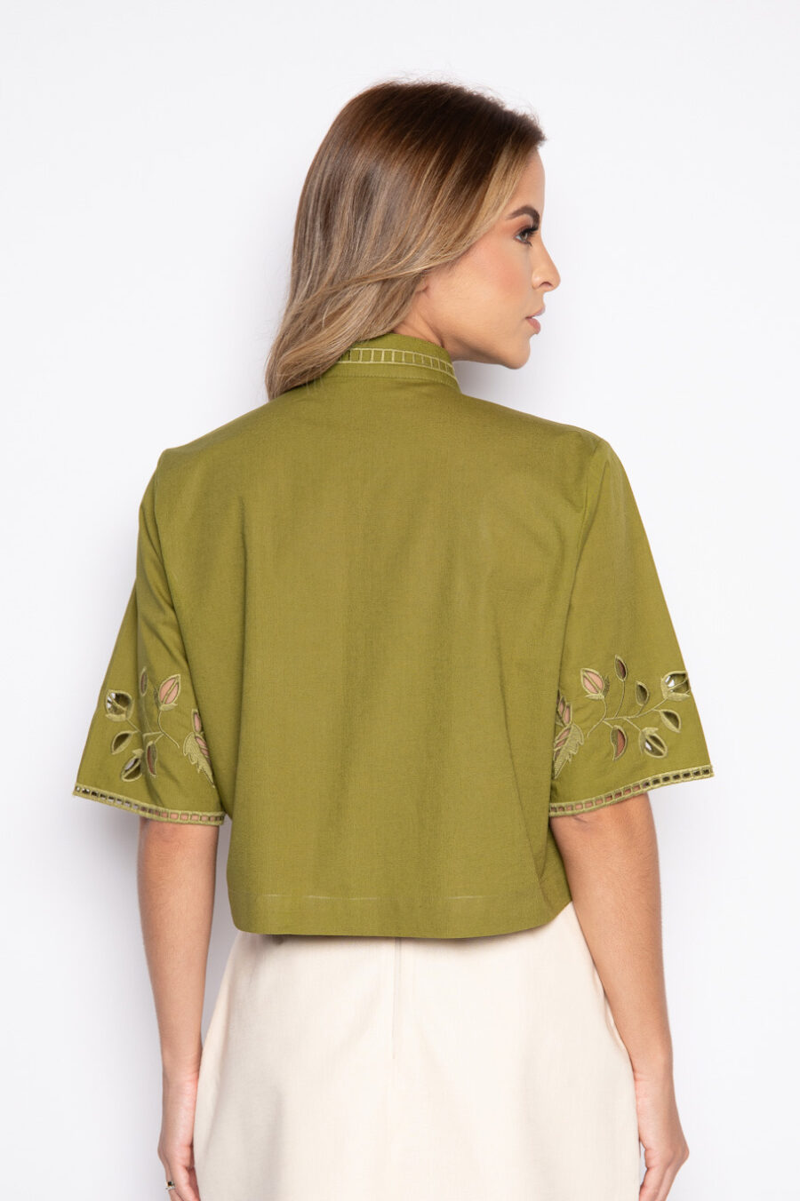 Blusa cropped com bordado richelieu - TABATA - Imagem 3
