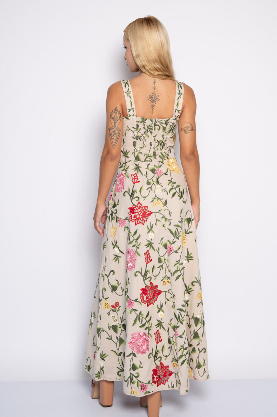 Vestido em Algodão Bordado Floral - JUDITE - Image 5