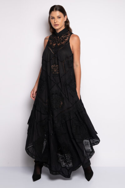 Vestido preto longo bordado em Richelieu - SORAIA