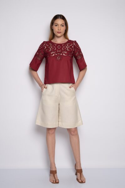 Blusa bordada manga curta em algodão cabernet - Amália