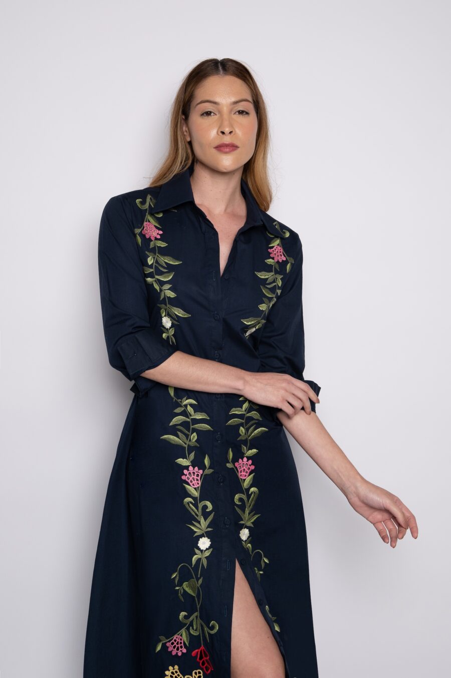 Vestido midi com mangas longas azul marinho - Valquíria - Imagem 2