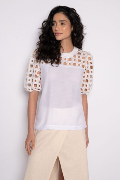 Blusa bordada com mangas bufantes branco/bege - Cibele