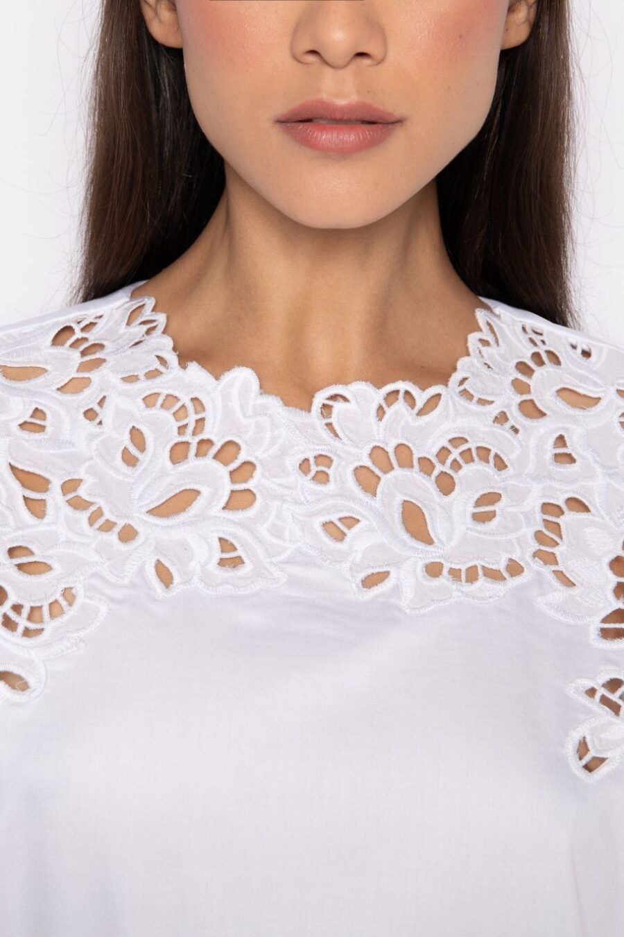 Blusa Feminina em Algodão com Bordado Richelieu branca/branco - AGNES - Imagem 4