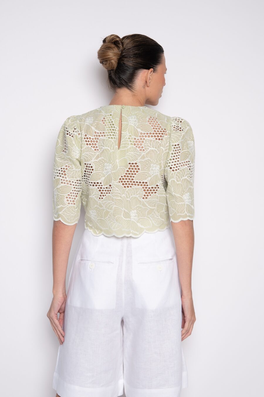 Camisa cropped bordada capim limão - Alexandra - Imagem 5