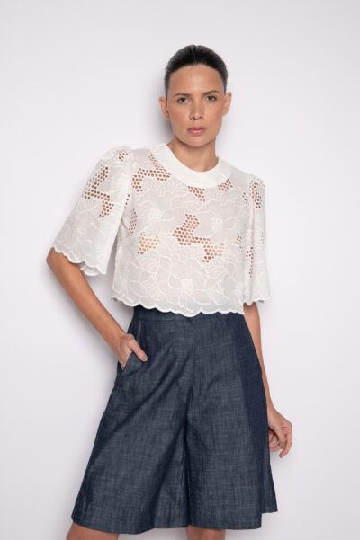 Camisa cropped bordada off white - Alexandra