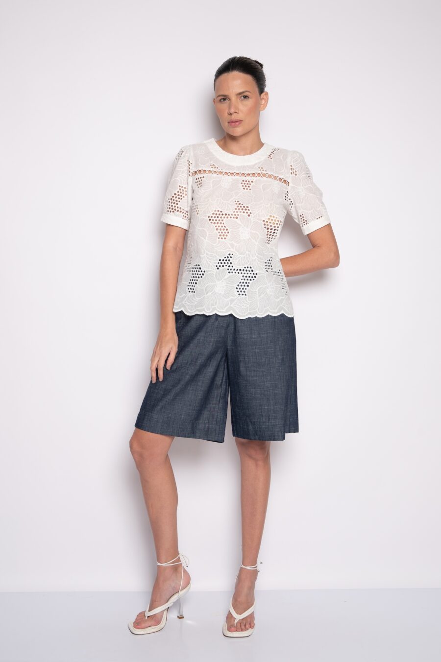 Blusa Bordada com Mangas Curtas off white - Shirley - Imagem 3