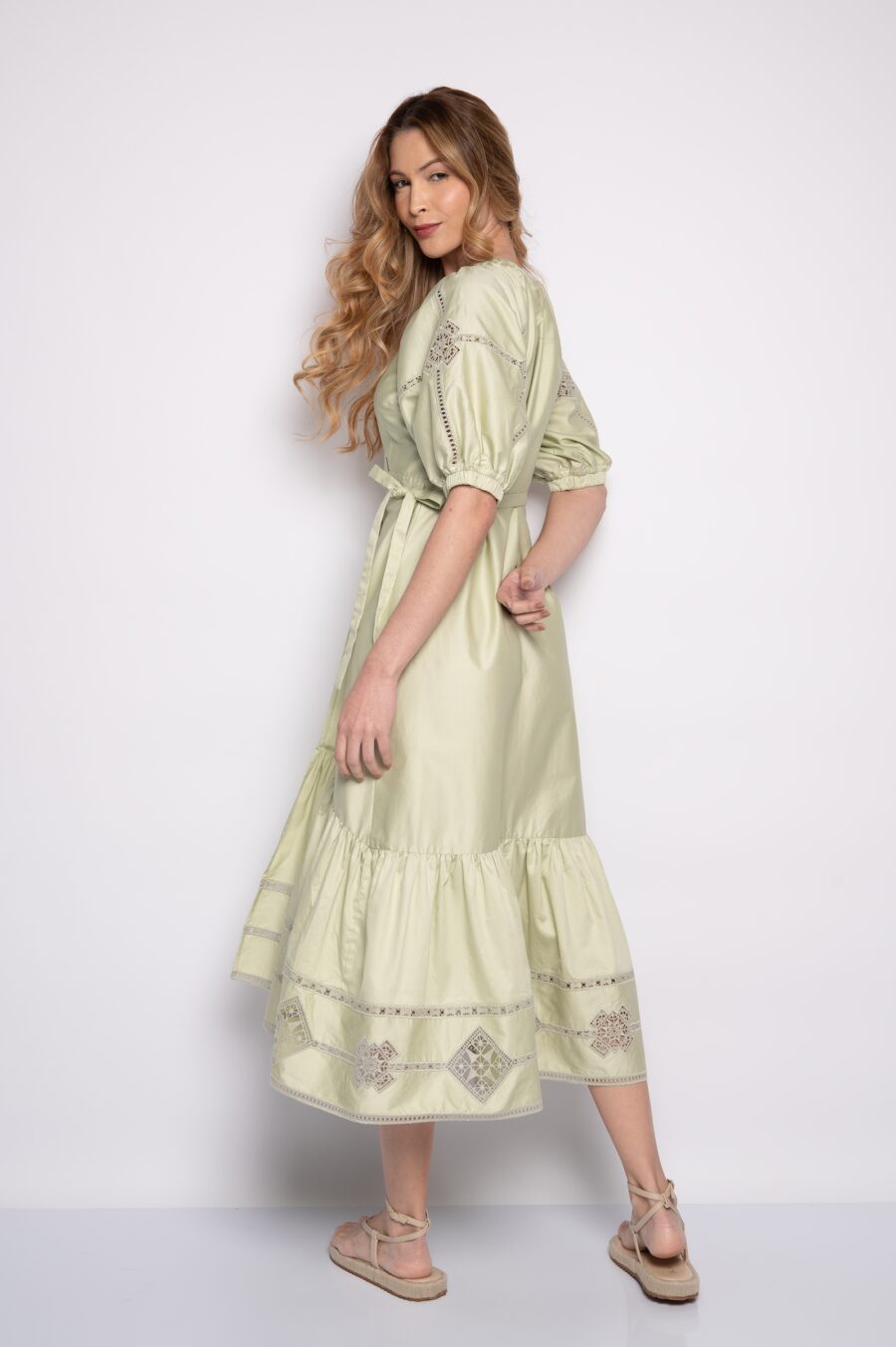 Vestido transpassado com manga curta bufante capim limão - Daniela - Imagem 2