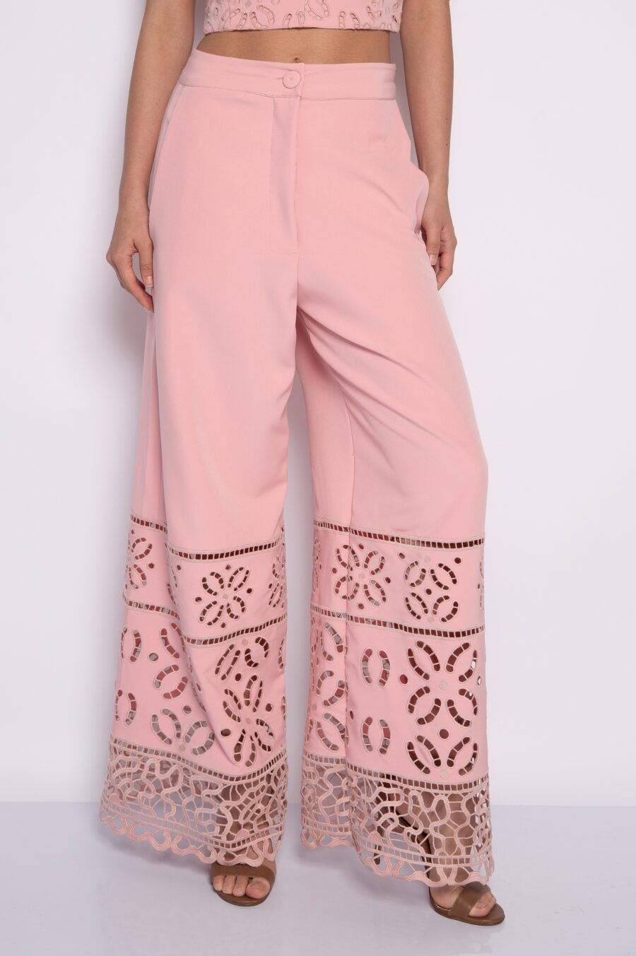 Calça pantalona com barra bordada rosa - Laura - Imagem 2