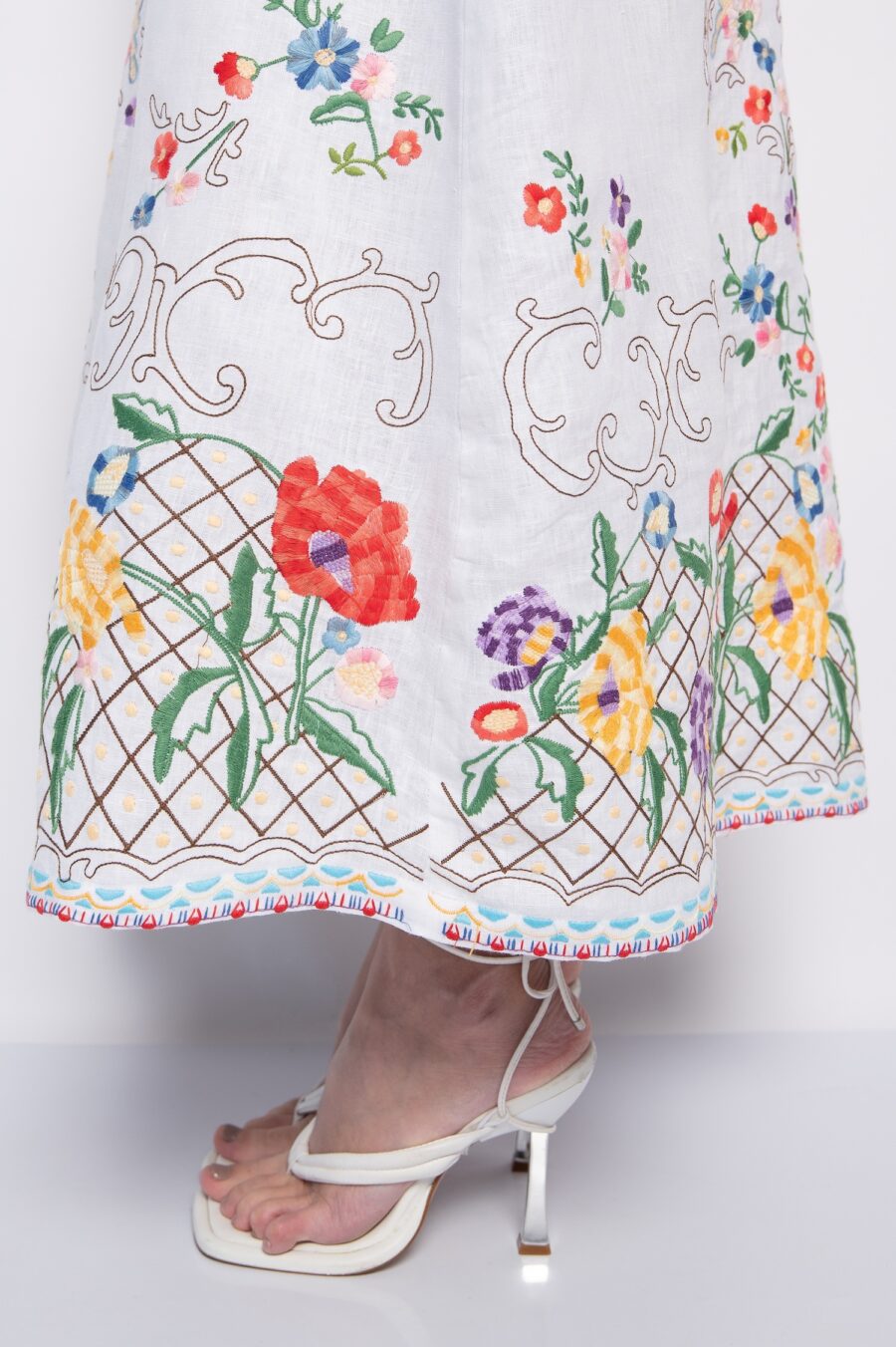 Saia longa em linho com bordado floral exclusiva branca - Maria - Imagem 3