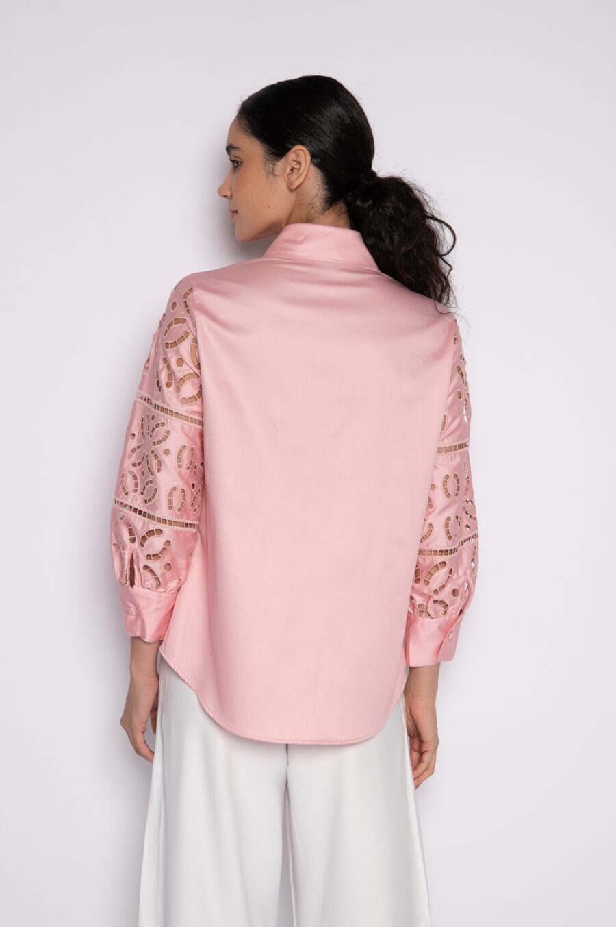 Camisa bordada com mangas 3/4 rosa - Raíssa - Imagem 3
