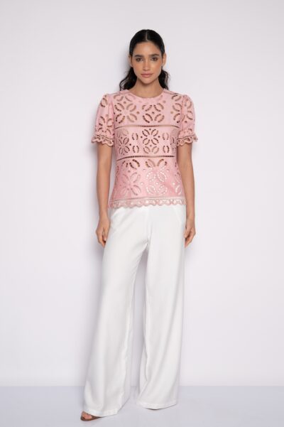 Blusa bordada com mangas bufantes branca - Silvia
