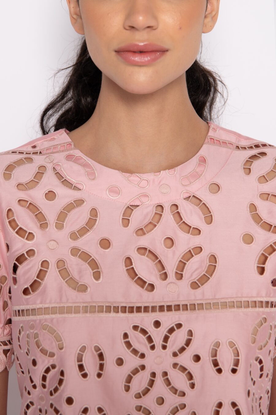 Blusa bordada com mangas bufantes rosa - Silvia - Imagem 4