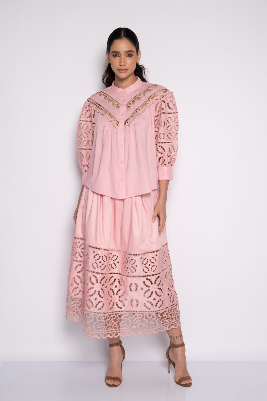 Saia midi bordada com pregas rosa - Zoe - Imagem 6