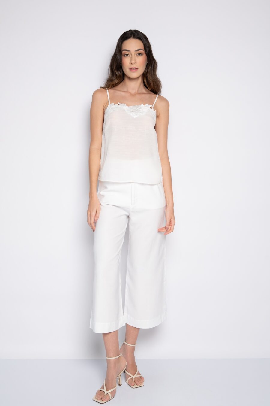 Blusa Bordada com Alça Off White - Madalena - Imagem 2