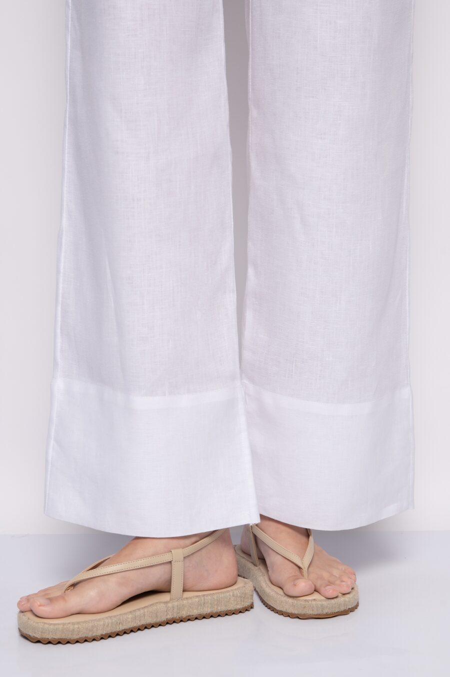Calça Pantalona com Bolsos Laterais Branco - Mireta - Imagem 4