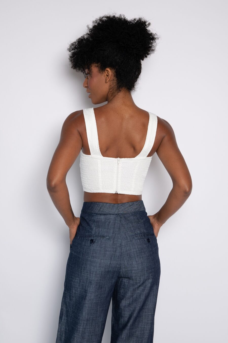 Top Bordado Com Alça e Zíper Off White - Mia - Imagem 4