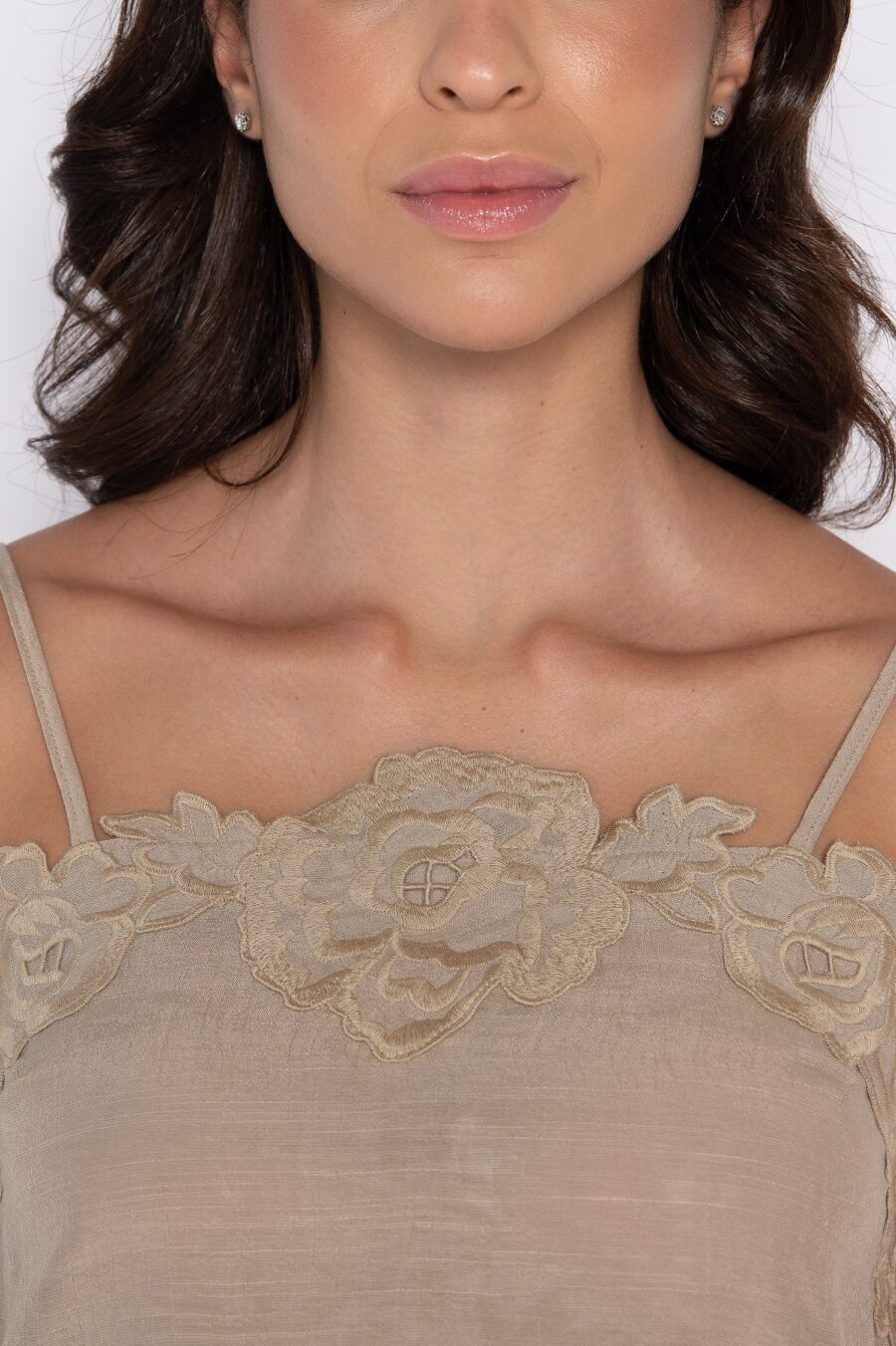 Blusa Bordada com Alça Caqui - Madalena - Imagem 6