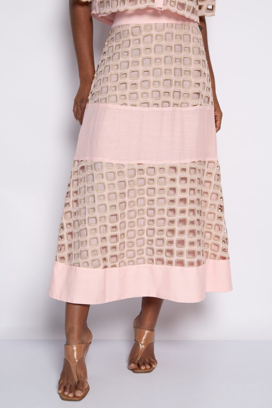 Saia midi godê bordada com zíper rosa doce- Carlota - Imagem 3