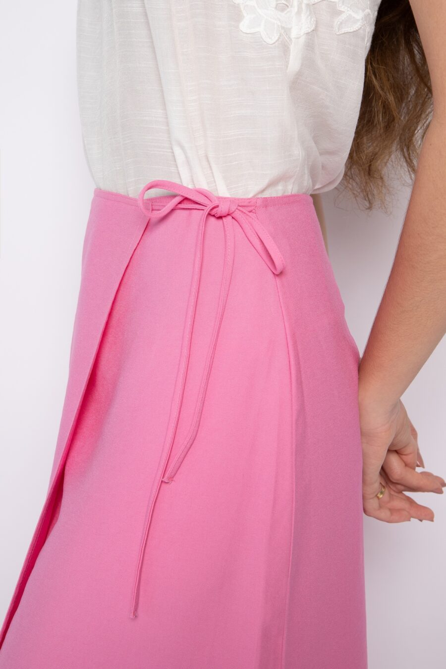 Saia midi transpassada Rosa - Nise - Imagem 6