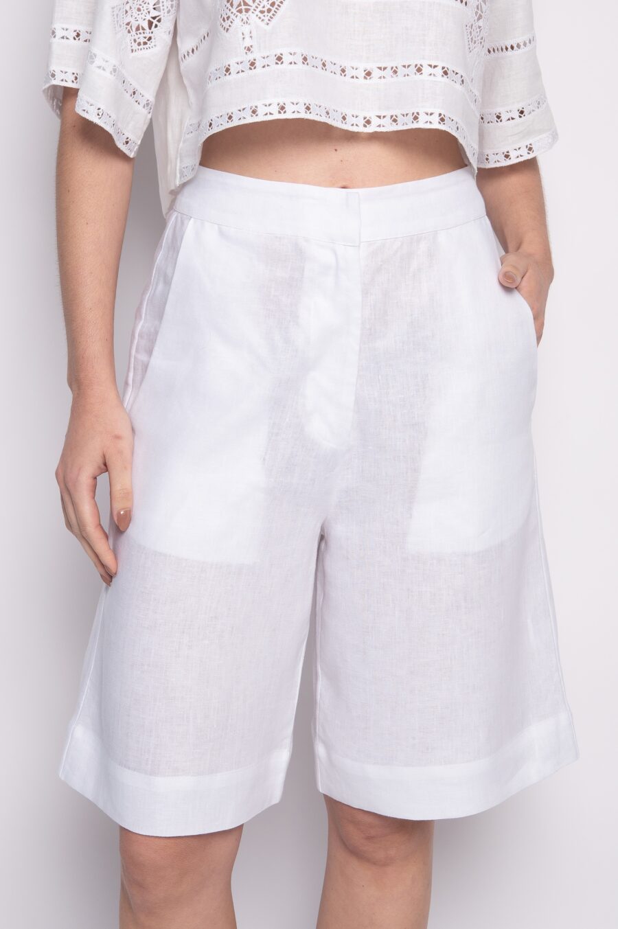 Bermuda com Bolsos Branco - Mirely - Imagem 3