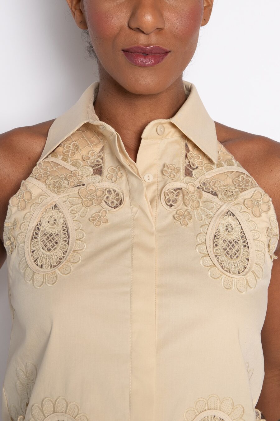 Camisa Cropped com bordado 3d bege - Cris - Imagem 4