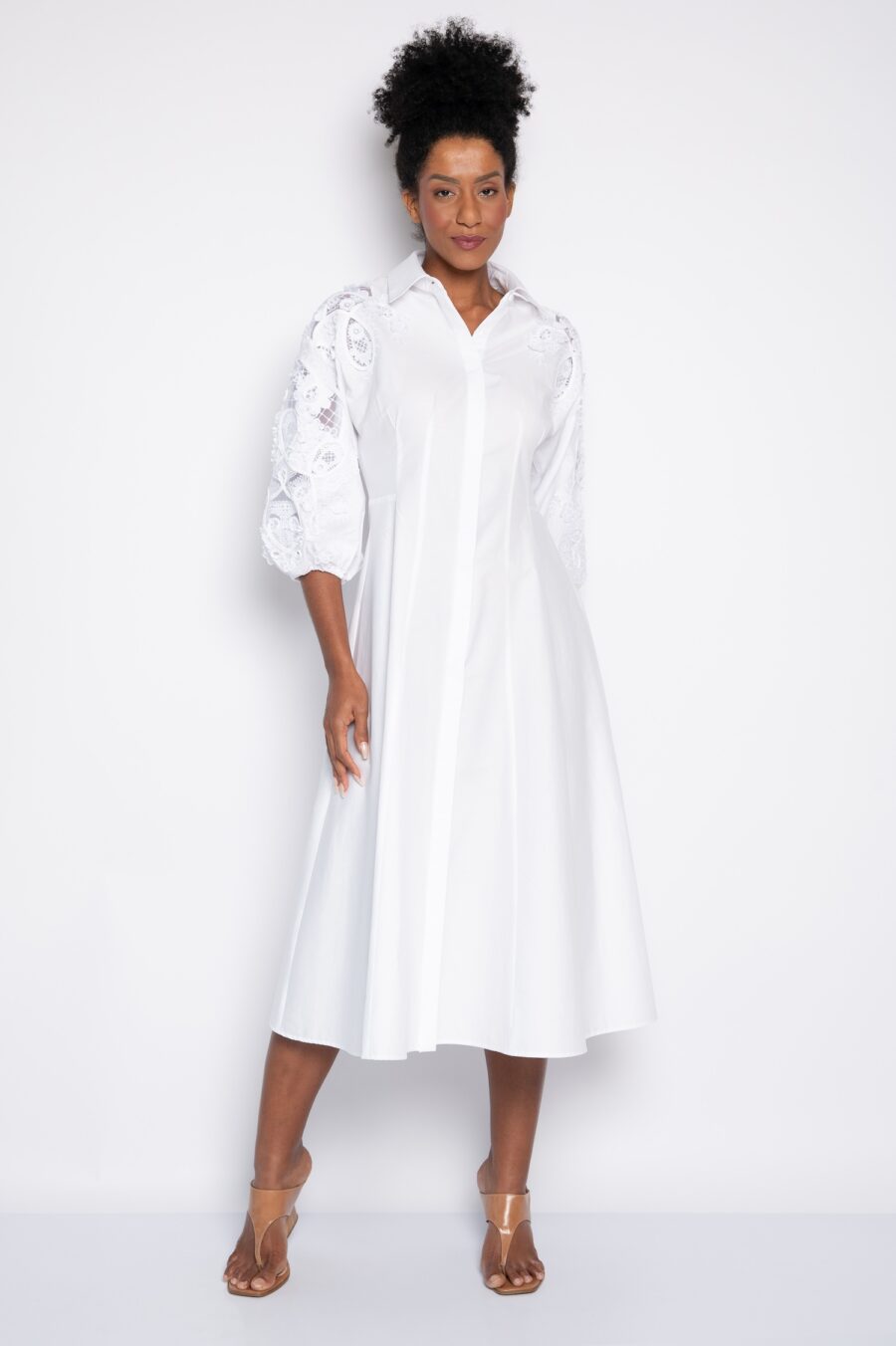 Vestido Midi Bordado com Manga Bufante branco - Sara - Imagem 4