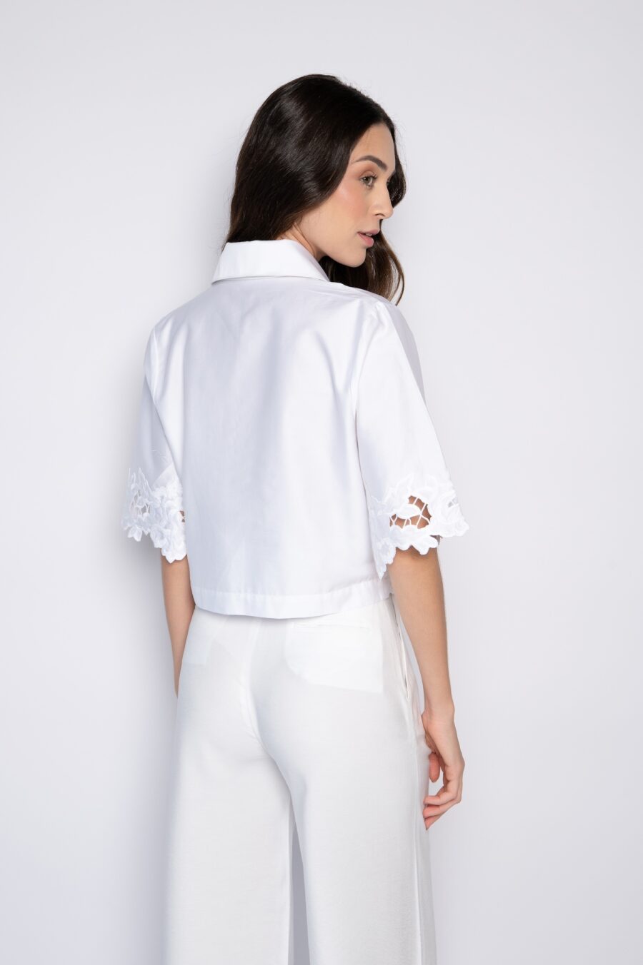 Blusa Cropped Bordada Com Gola Branca - Aline - Imagem 4