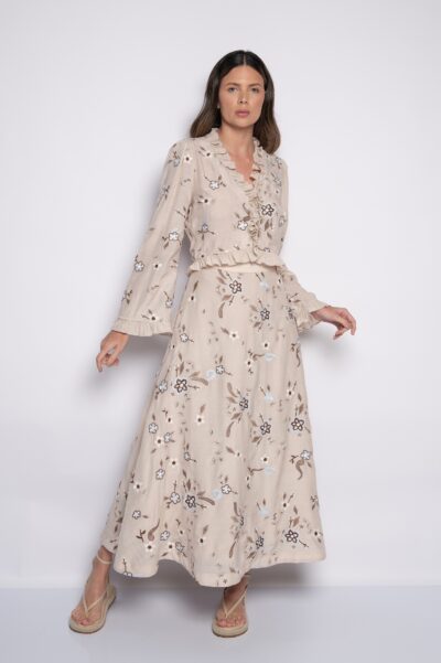 Camisa Cropped Bordada com Mangas Longas Areia - Maisa