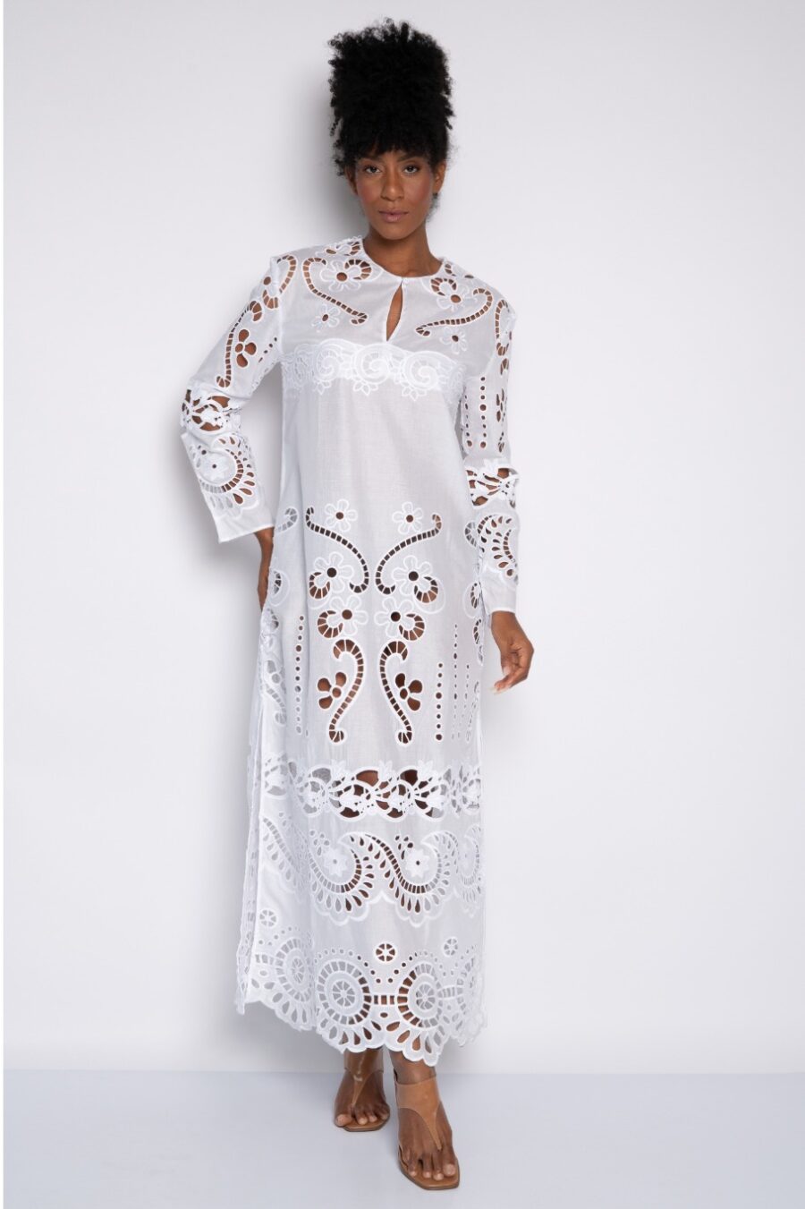 Vestido Longo Bordado Vazado Branco - Tereza