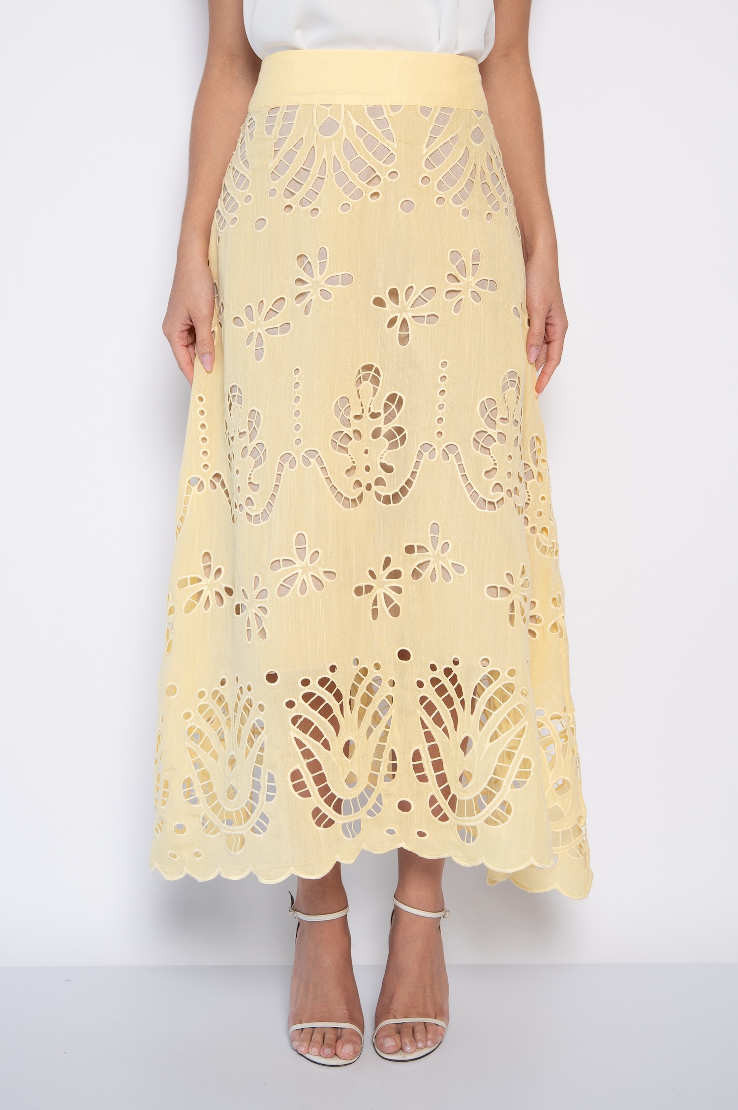 Saia Midi Bordada Amarela - Célia - Imagem 4