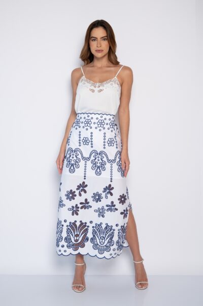 Saia Midi Bordada com Fendas Laterais Branco/Azul - Gabriela