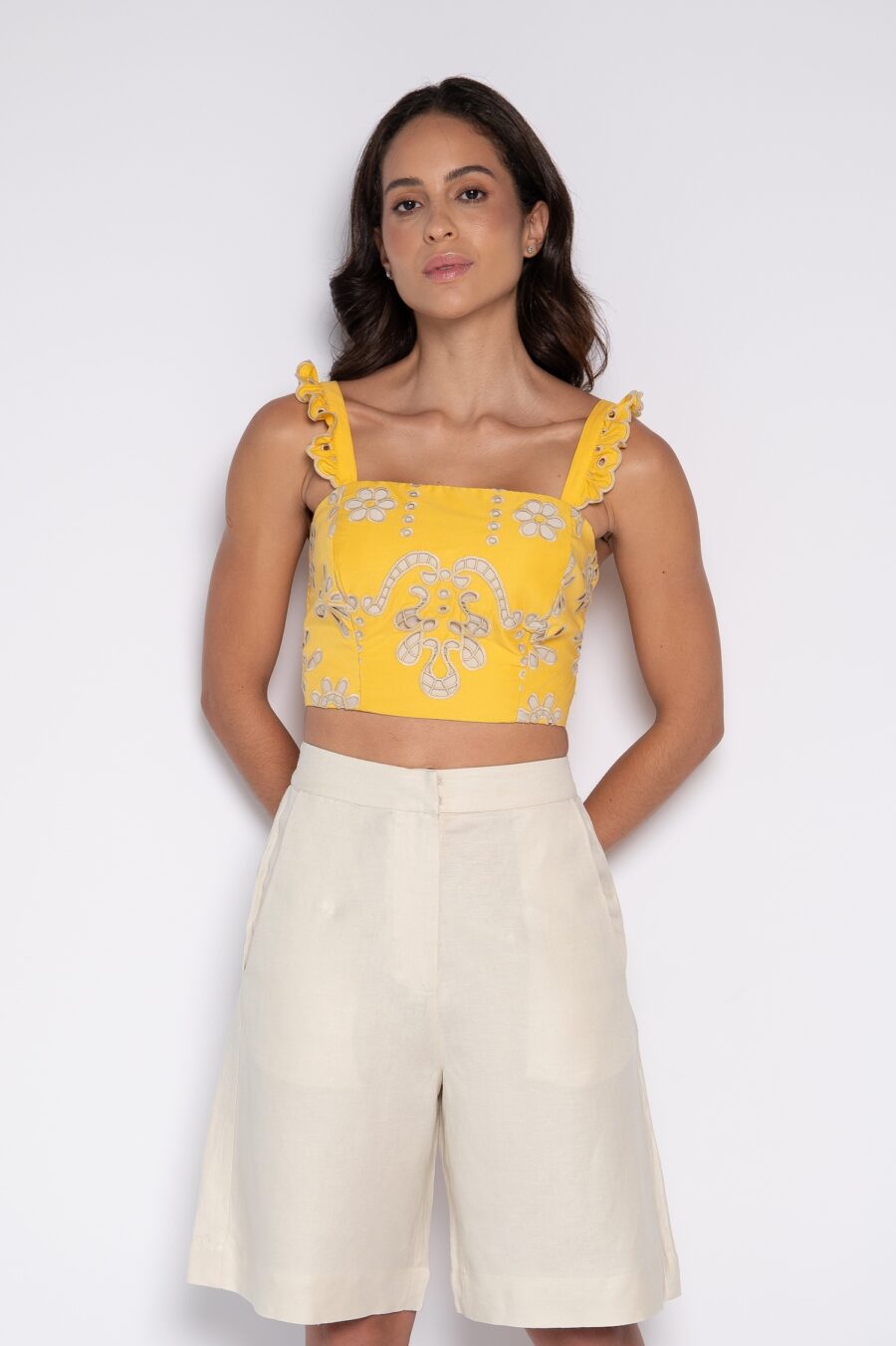 Cropped Bordado com Alça Decote Quadrado Amarelo - Daiane - Imagem 4