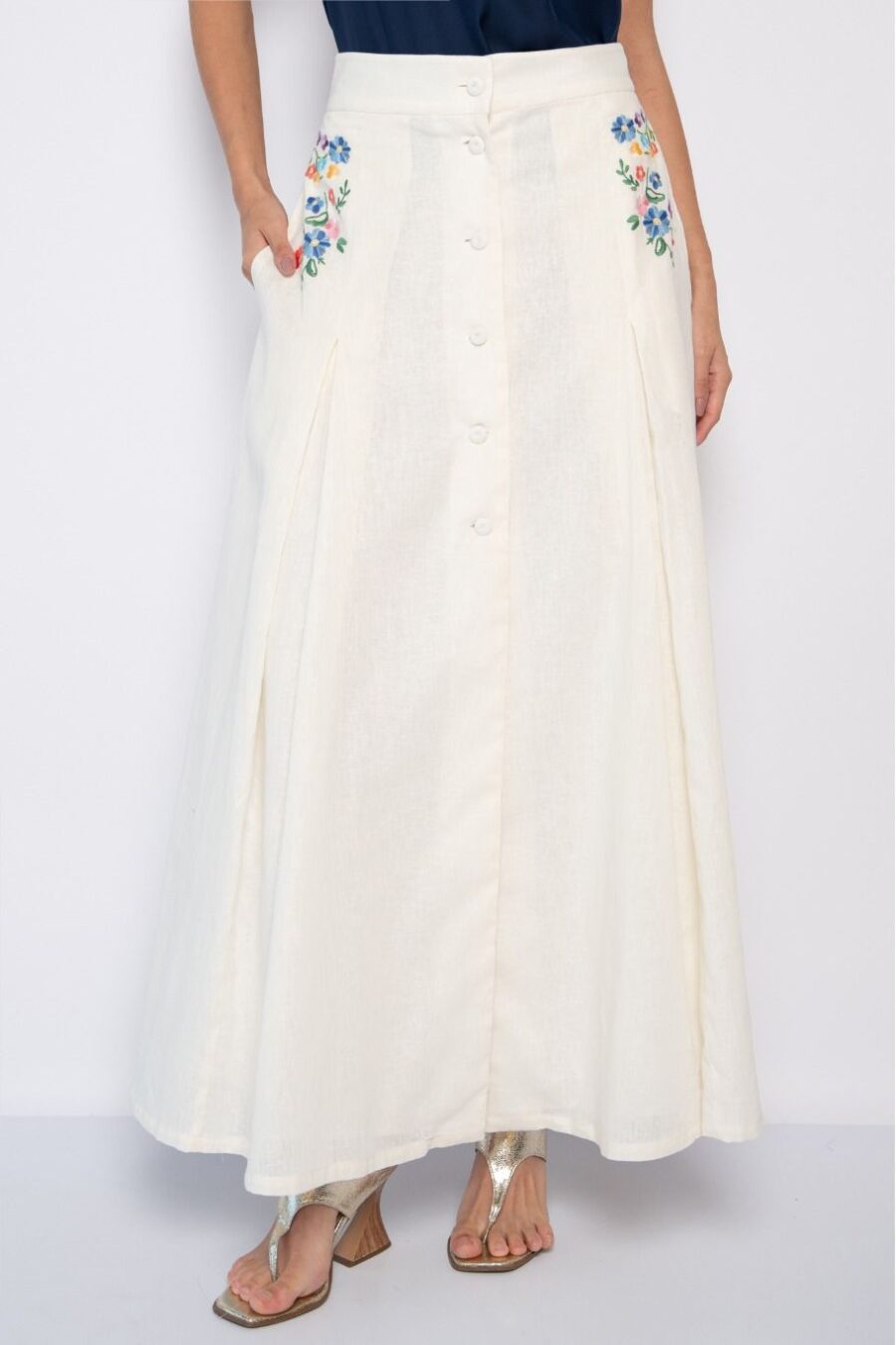 Saia longa bordada com mini florais laterais off white - Mirian - Imagem 5