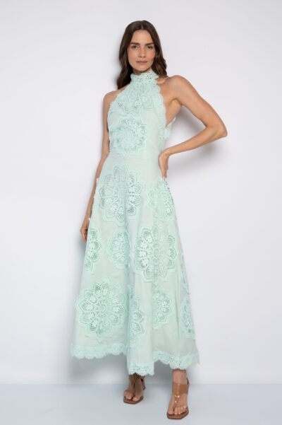 Vestido Longo Bordado com Gola Alta e Costas Nuas Azul Maré - Alcione